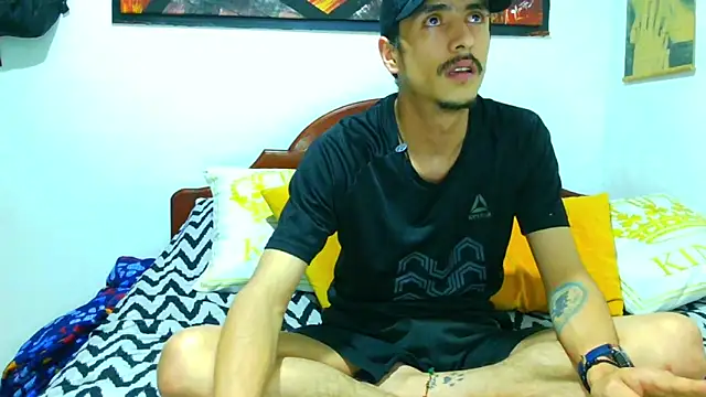 Snapshot of ryan_maxy chatting on October 14, 8:59 am ryan maxy online show from October 14, 8:59 am