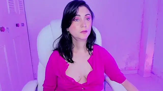 danielahot66 online show from January 22, 9:24 am