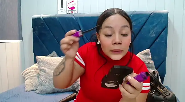 EmilyQueen3x online show from February 28, 3:04 pm