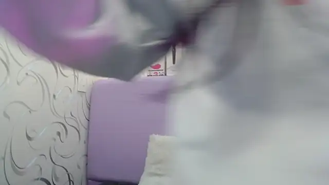 EmilyQueen3x online show from October 21, 1:23 pm