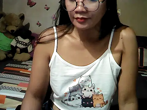 Mia Rein online show from March 29, 3:50 am