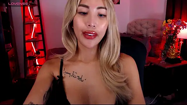 BunnieAngel online show from December 20, 1:14 am