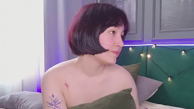 Snapshot of So_audrey chatting on February 24, 9:21 am So audrey online show from February 24, 9:21 am