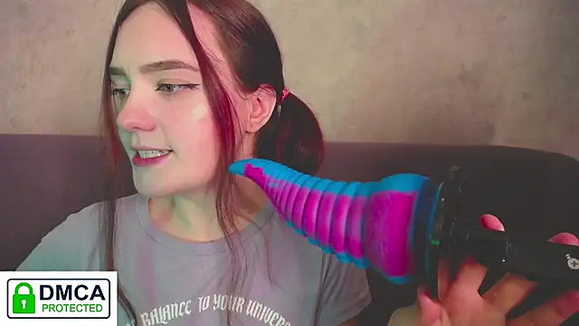 Snapshot of Alyssa___Scarlet chatting on December 16, 3:08 am Alyssa Scarlet online show from December 16, 3:08 am