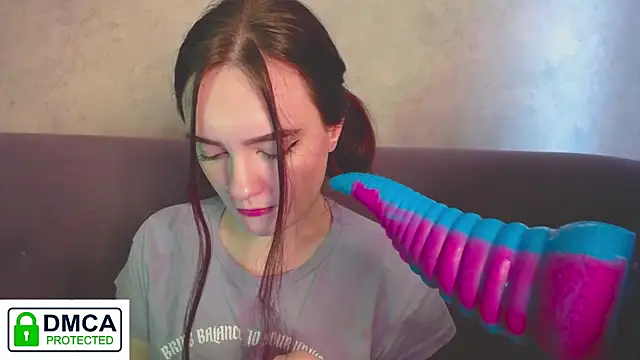 Snapshot of Alyssa___Scarlet chatting on December 16, 6:10 am Alyssa Scarlet online show from December 16, 6:10 am