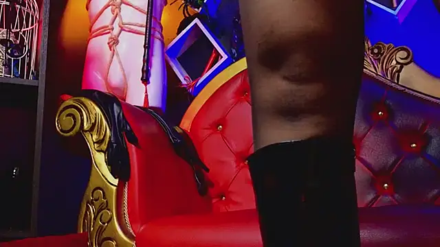 PerlaDivaio online show from February 25, 2:54 pm