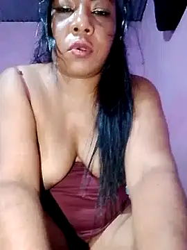 Snapshot of rosmery-navarro chatting on December 29, 5:21 am rosmery-navarro online show from December 29, 5:21 am