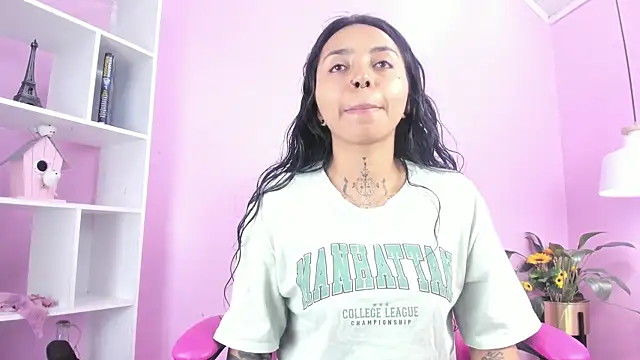 miss soffi  online show from March 1, 12:12 pm