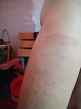 Snapshot of DADDYGNAGSTA chatting on February 22, 6:39 pm DADDYGNAGSTA online show from February 22, 6:39 pm