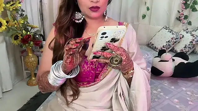 Snapshot of mahimagicdoll_DESI chatting on October 11, 10:03 am mahimagicdoll DESI online show from October 11, 10:03 am