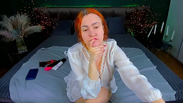 Kamilla Hot online show from March 7, 7:05 am