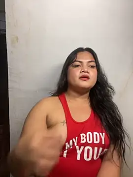 Snapshot of Moxie_Molly chatting on October 5, 3:10 pm Moxie Molly online show from October 5, 3:10 pm