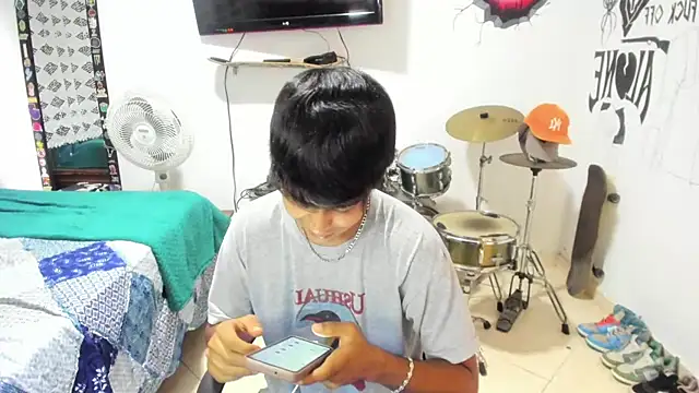 Snapshot of Zack_falcon chatting on February 28, 10:06 pm Zack falcon online show from February 28, 10:06 pm