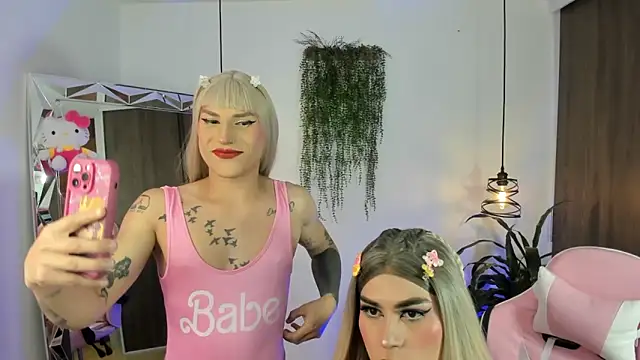 queenramoona-hot online show from March 27, 10:31 pm