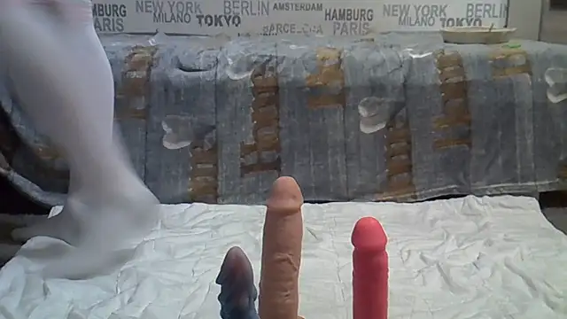 Snapshot of Flori420@xh chatting on November 8, 3:39 am Flori420xh online show from November 8, 3:39 am