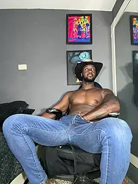 Snapshot of blackdrey18 chatting on February 19, 6:10 pm blackdrey18 online show from February 19, 6:10 pm