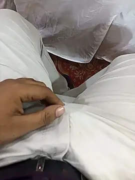 witchhunter1 online show from October 27, 2:43 pm