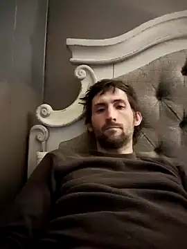 Snapshot of lewis7869 chatting on February 8, 11:22 am lewis7869 online show from February 8, 11:22 am