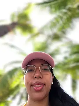 Snapshot of SheenaBrooke chatting on February 6, 4:50 am SheenaBrooke online show from February 6, 4:50 am