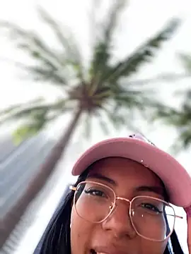 Snapshot of SheenaBrooke chatting on February 15, 5:59 am SheenaBrooke online show from February 15, 5:59 am