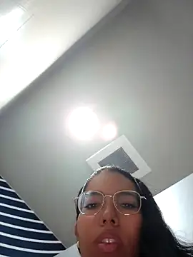 Snapshot of SheenaBrooke chatting on March 6, 4:42 am SheenaBrooke online show from March 6, 4:42 am