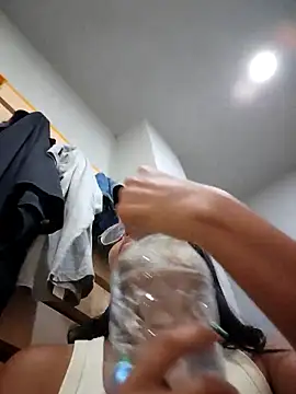 Snapshot of SheenaBrooke chatting on April 12, 3:55 am SheenaBrooke online show from April 12, 3:55 am