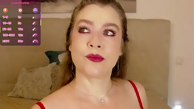 PetersEmily online show from November 3, 10:10 pm