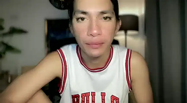 Snapshot of QUEEN_LILITH chatting on February 24, 3:31 pm QUEEN LILITH online show from February 24, 3:31 pm