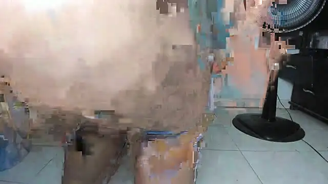 Snapshot of alexandra_mommy chatting on January 19, 8:51 pm alexandra mommy online show from January 19, 8:51 pm