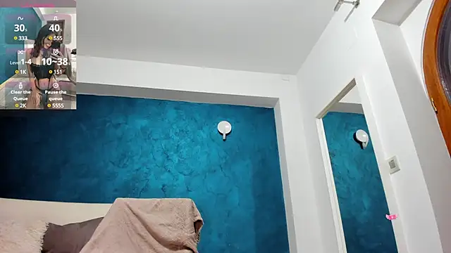 Anna Lewis online show from January 18, 5:41 am