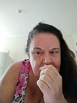 Yaya Mineira online show from March 1, 12:51 pm