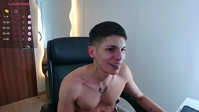 harrisoncuper online show from January 20, 11:32 pm