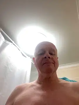 Snapshot of locallad88 chatting on December 9, 6:35 pm locallad88 online show from December 9, 6:35 pm