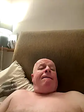 locallad88 online show from November 15, 10:37 pm