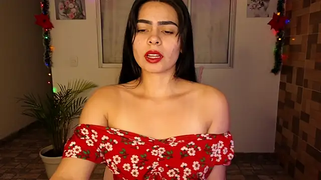 Snapshot of sexyladyy_ chatting on January 7, 2:30 pm sexyladyy online show from January 7, 2:30 pm