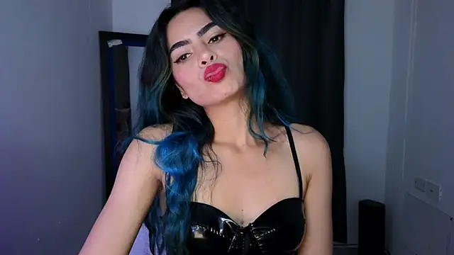 Snapshot of sexyladyy_ chatting on November 28, 10:51 am sexyladyy online show from November 28, 10:51 am