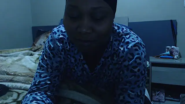 EbonySeductressx online show from December 22, 10:07 pm