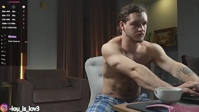 Louis Karlos online show from October 30, 4:14 am