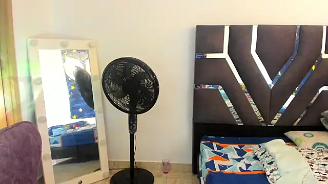 barbiee 05 online show from March 20, 8:40 pm