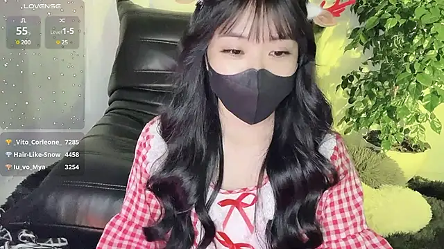 Mya Lee online show from December 24, 7:44 pm