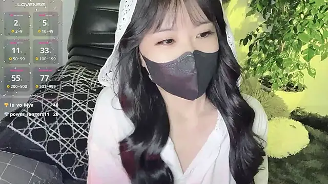 Mya Lee online show from December 27, 4:54 pm