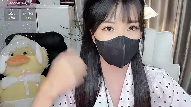 Mya Lee online show from January 18, 2:23 pm