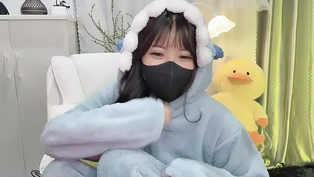 Mya Lee online show from January 20, 8:07 pm