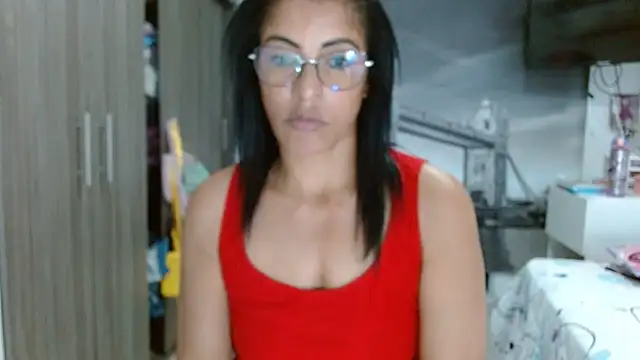 kateleyagrey online show from February 7, 1:47 am