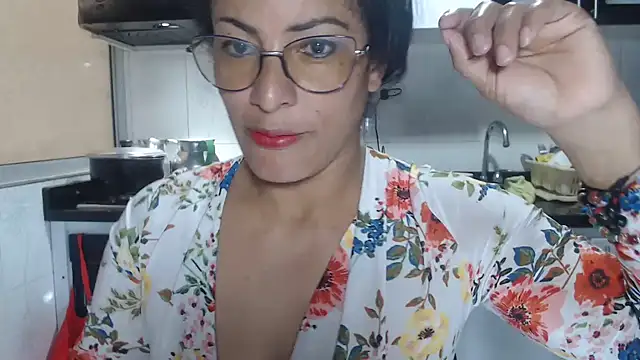 kateleyagrey online show from October 9, 7:23 pm