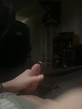 whitestroker online show from December 4, 6:38 pm