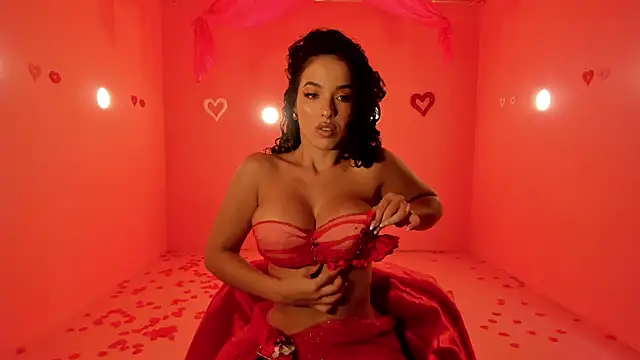 RoseFerrera online show from February 14, 8:37 pm