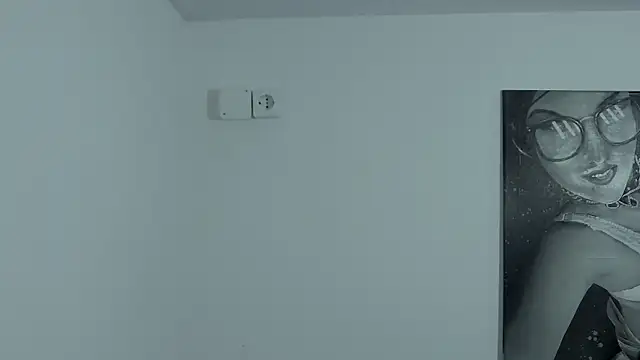 Snapshot of TinaMaay chatting on January 10, 12:06 am TinaMaay online show from January 10, 12:06 am