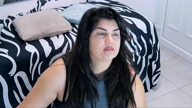 Snapshot of TinaMaay chatting on January 30, 8:22 am TinaMaay online show from January 30, 8:22 am