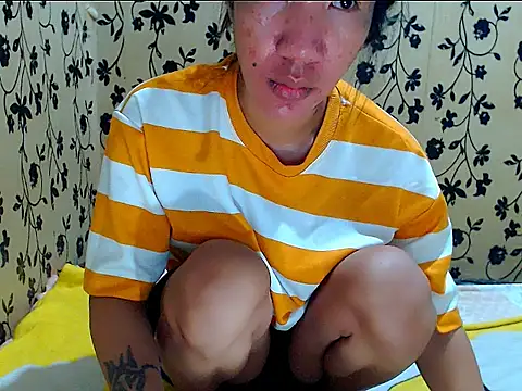 Snapshot of AsianNaughtiesMistress chatting on December 19, 12:56 pm AsianNaughtiesMistress online show from December 19, 12:56 pm